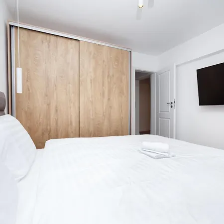 Modern - Subway Bucarest