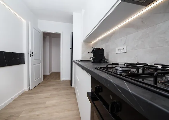 Modern - Subway Apartmán Bukurešť